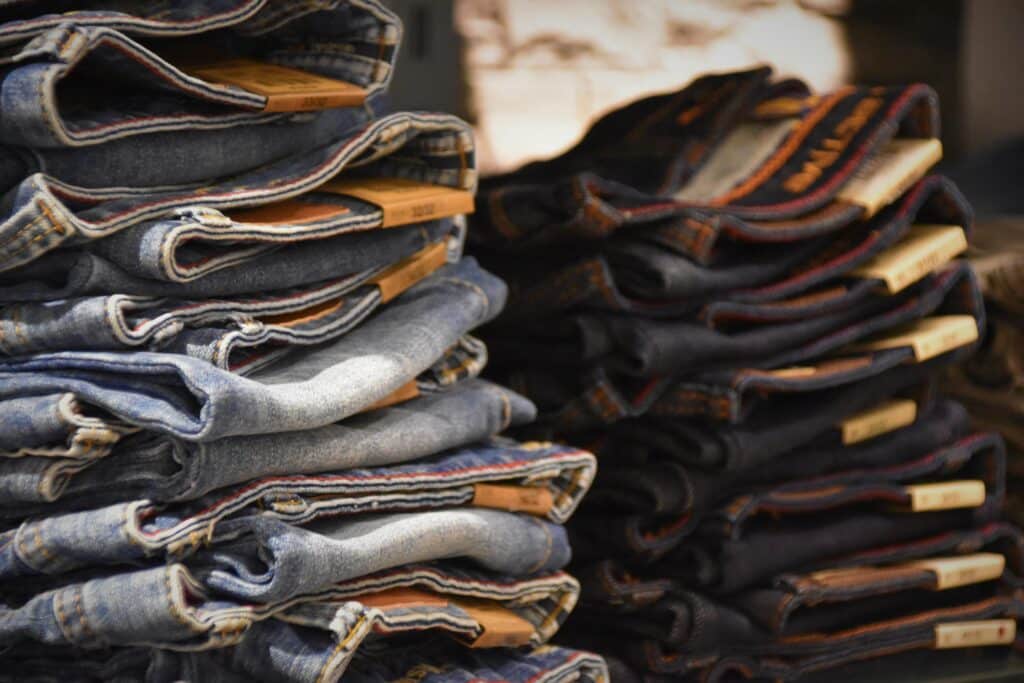 Pile de jeans